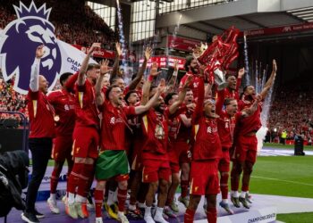 Kit Colour Impact: Does Jersey Shade Affect Team Performance