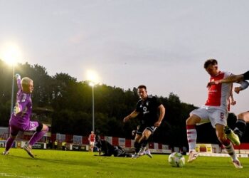 Stephen Kenny would welcome late win over Besiktas