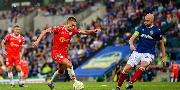 Shelbourne face Shamrock Rovers in Conference play-offs