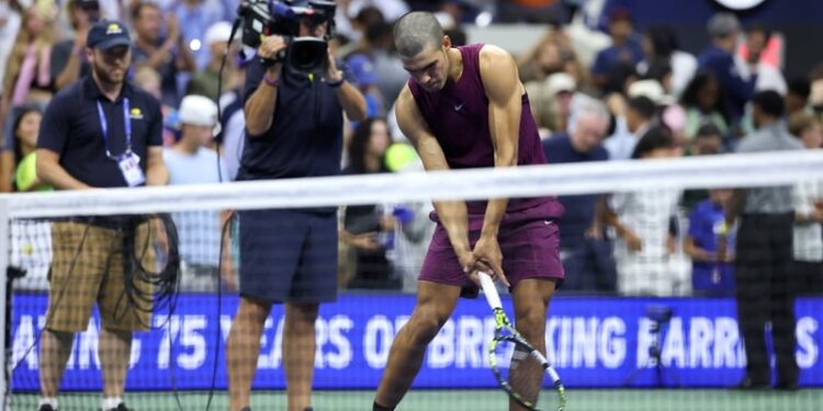 Carlos Alcaraz shows fresh form in Flushing Meadows win