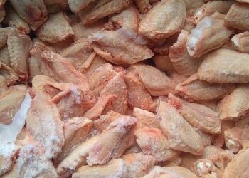 5 Safe and quick methods to defrost chicken