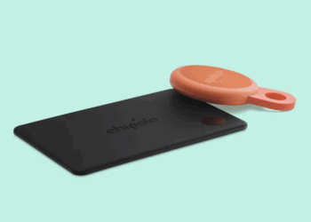 Chipolo unveils first Rechargeable Bluetooth Trackers: Loop and Card