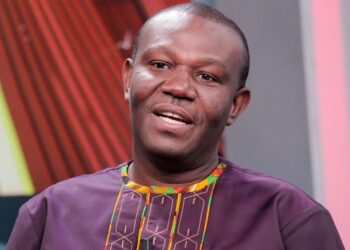 Chairman of Parliament’s Energy Committee, Emmanuel Kwasi-Bedzrah, has reassured the public that there is no immediate risk of spillage at the Akosombo Dam.