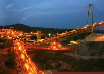 The Institute of Economic Affairs (IEA) is calling for a halt to the renewal of mining leases for foreign companies, insisting that Ghana must reclaim ownership of its natural resources.