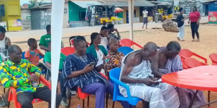 Residents of Amamoma in Cape Coast have been sensitized on the dangers of illicit drug use through a final-year project by a University of Cape Coast (UCC) student.