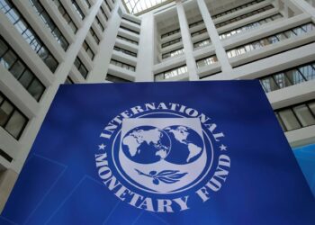 The International Monetary Fund (IMF) has advised the Government of Ghana to exercise caution and adopt a strategic approach in implementing its current market intervention program aimed at stabilizing the local currency.