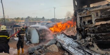The Ghana National Fire Service (GNFS) has confirmed that twelve of its personnel sustained injuries following a tanker explosion during firefighting operations at Gomoa Potsin.