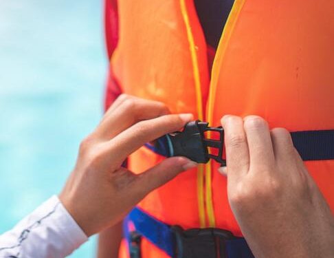 Life Jackets to Be Sold and Rented Under New GMA Initiative